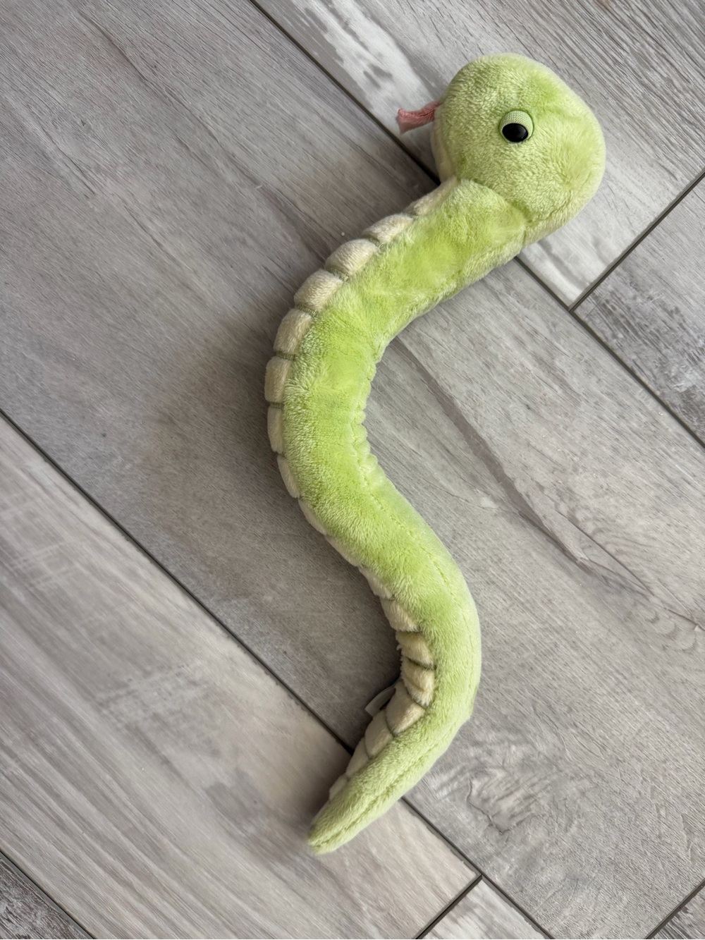 Bellzi Mini SNAKI The Grass Snake- flexible body plush toy
